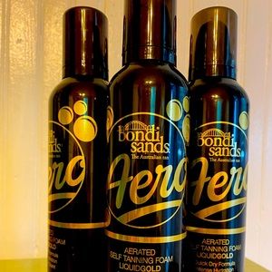 Bondi Sands self tanning foam.
